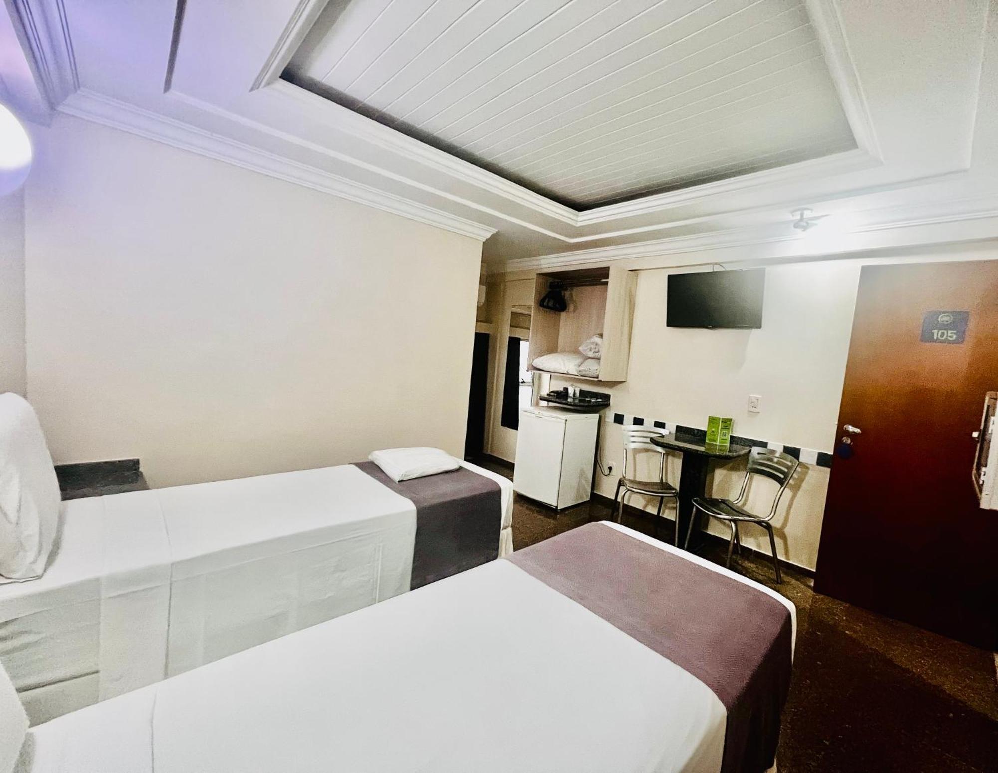 Hotel Buriti Stop (Adults Only) Goiânia Dış mekan fotoğraf