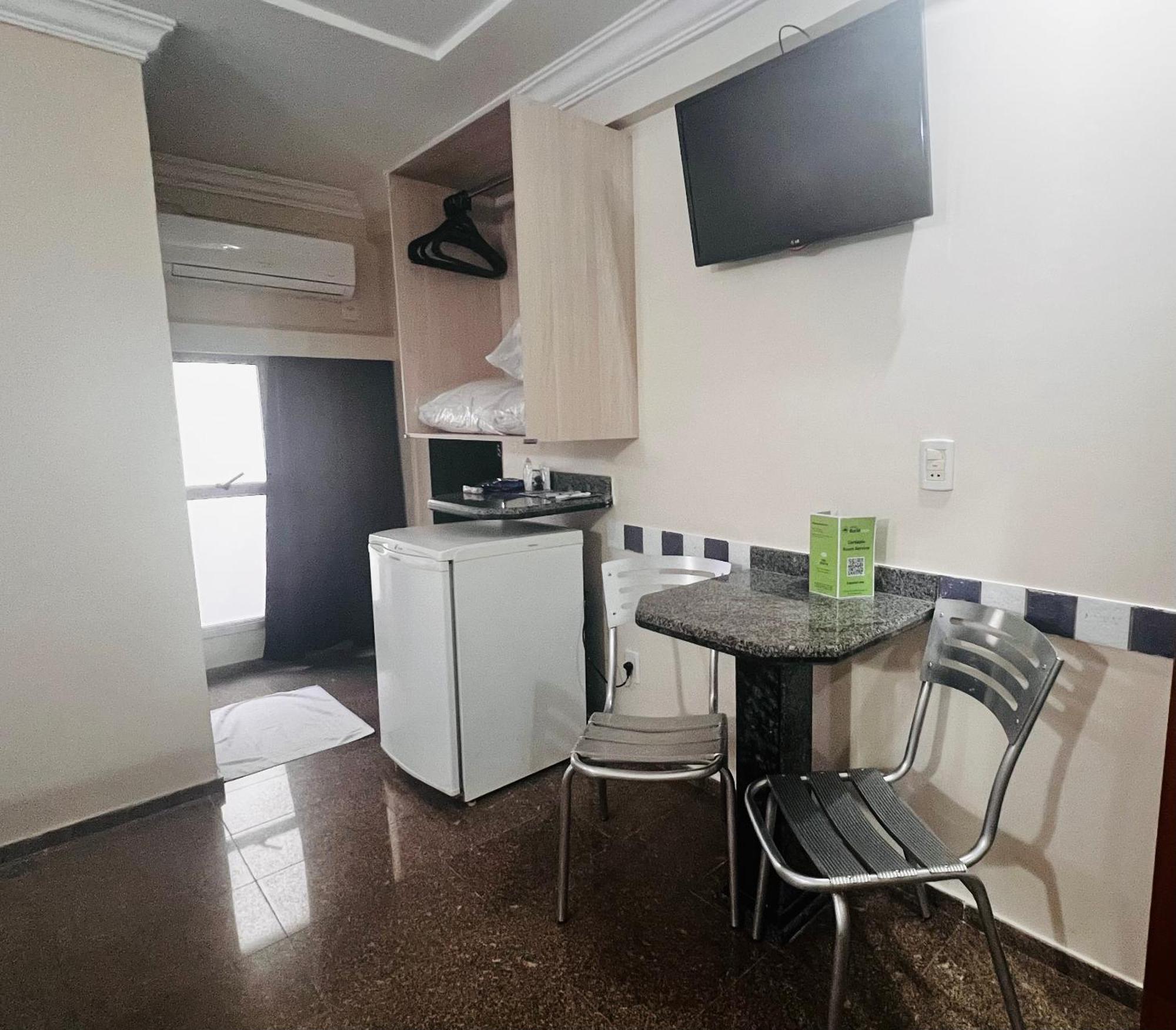 Hotel Buriti Stop (Adults Only) Goiânia Dış mekan fotoğraf